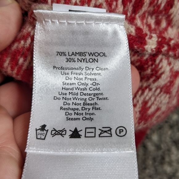 Eddie Bauer red cream fair isle button up wool blend cardigan sweater M - Picture 6 of 7